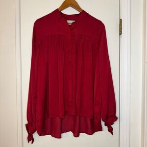 Abercrombie & Fitch Red Blouse Top Womens Size M Long Sleeve Tie Cuff Pleated